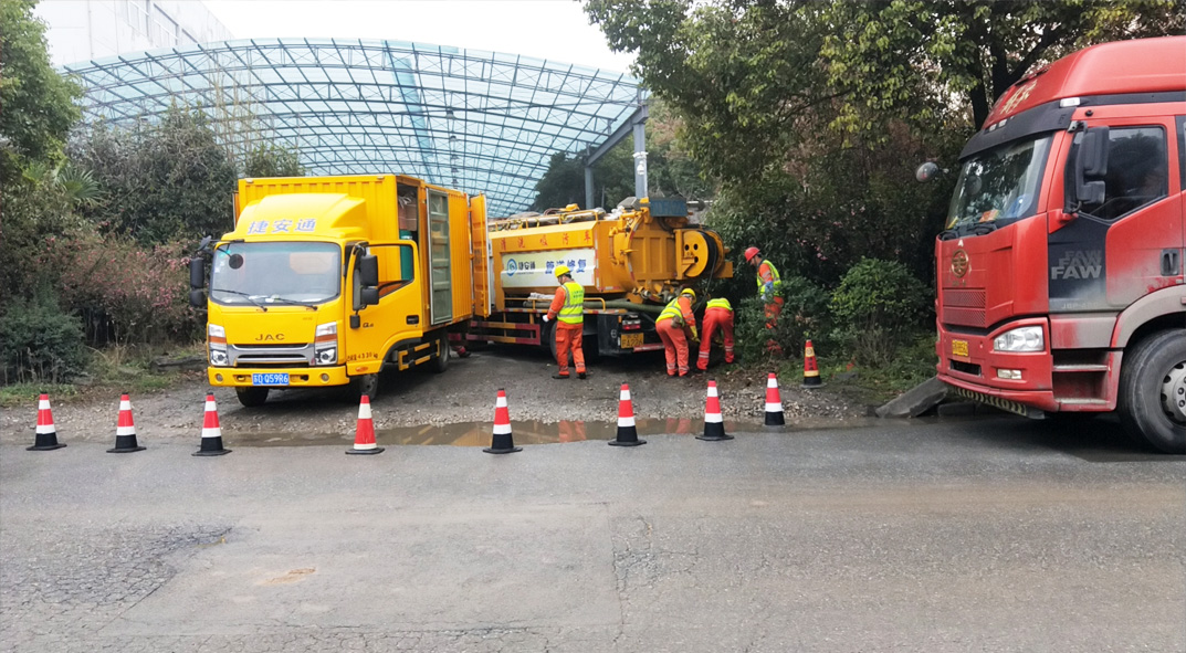 琼中成区雨污水管网“四位一体”检测疏通项目